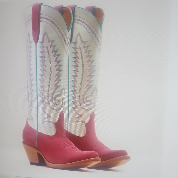 Ariat Shoes - Ariat Women's Ambrose Raspbeery Suede/ Pearly White Western Boots Size 5.5